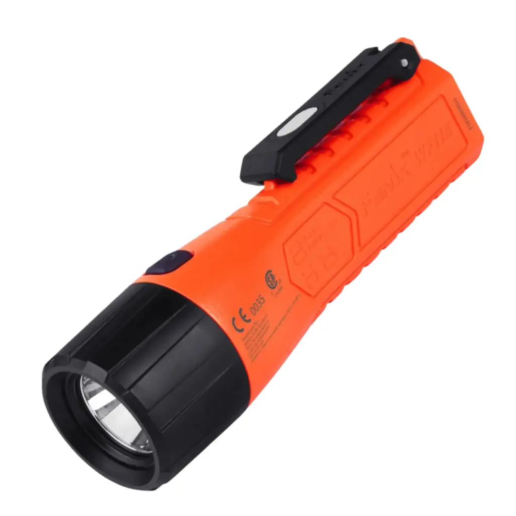 Scanning flashlight, FENIX WF11E